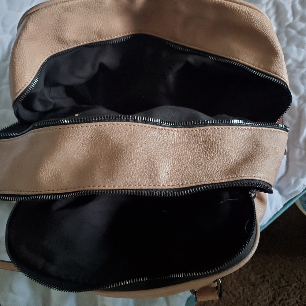 Purse - Picture 4 of 5